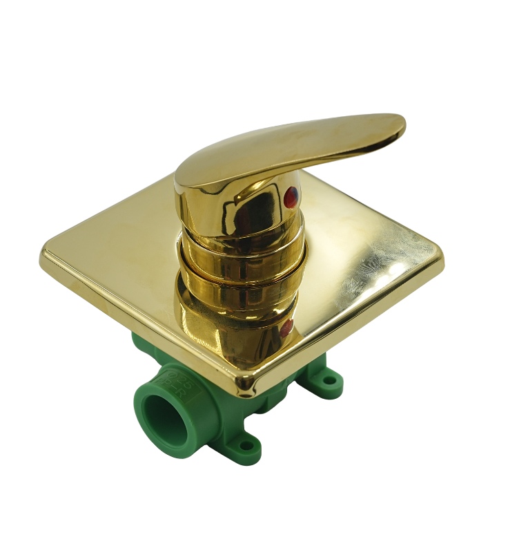 Mezclador de ducha de tres vías PPR dorado
